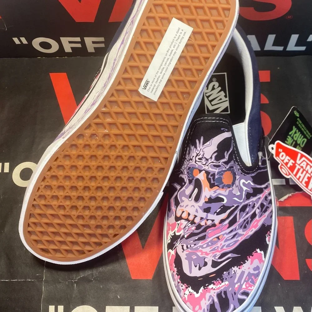 Vans Men's 4.5/Women's 6 Slip On Zap Glow In Dark Dress Blues/Black Skulls